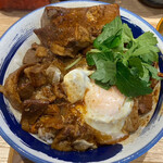 肉めし岡もと 御徒町店的實拍圖