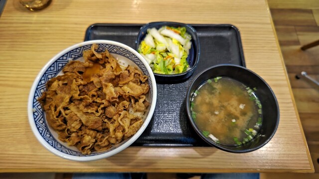 吉野家 東久留米下里店的实拍高清图