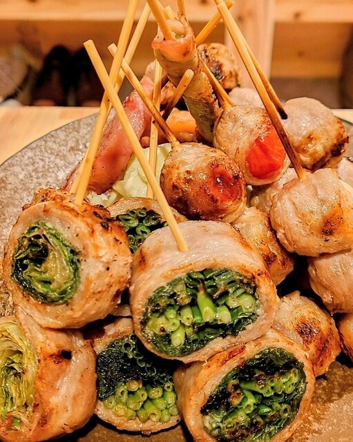 巻き串と餃子 まきんしゃい 天神店的實拍高清圖