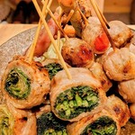 巻き串と餃子 まきんしゃい 天神店的實拍圖