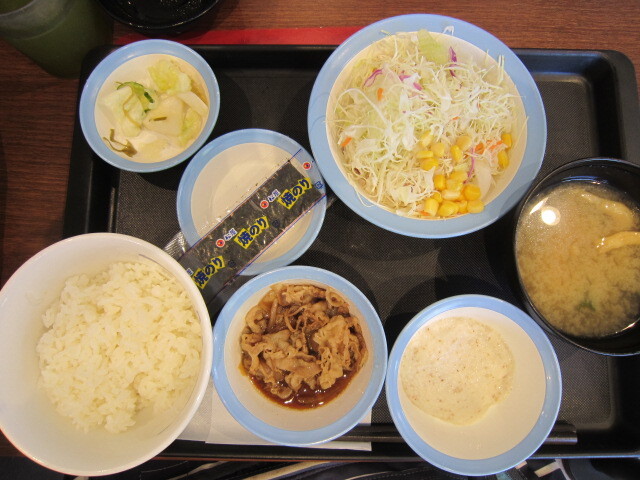 松屋 多摩愛宕店的实拍图