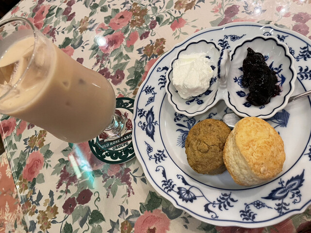 recommendations image for オールド・ローズ・ガーデン