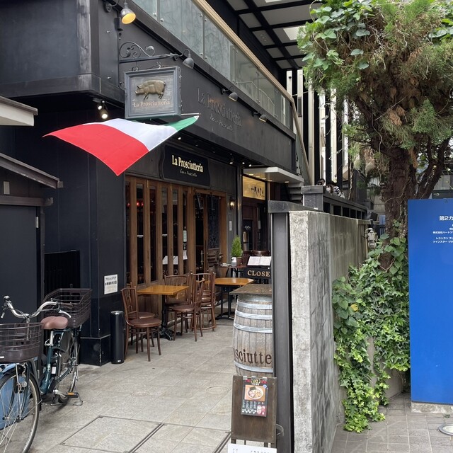 焼肉家 KAZU 神楽坂的实拍高清图