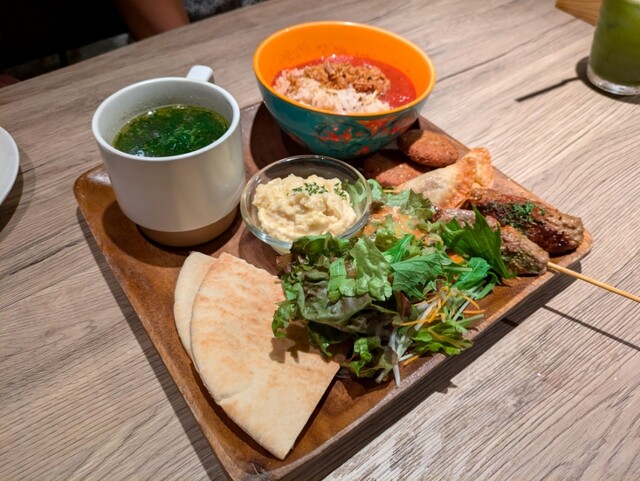 Arabian Restaurant ＆ Cafe Bar Oasis的實拍高清圖