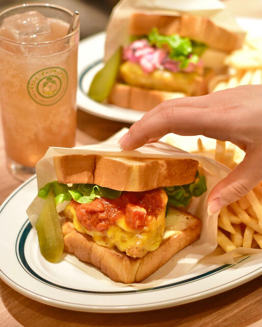 recommendations image for ミセスリンダのフライドチキン 烏丸店