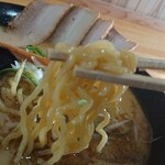 麺屋 弍色的实拍图