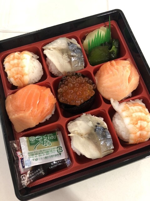 実演空弁 北の味覚 すず花的實拍高清圖