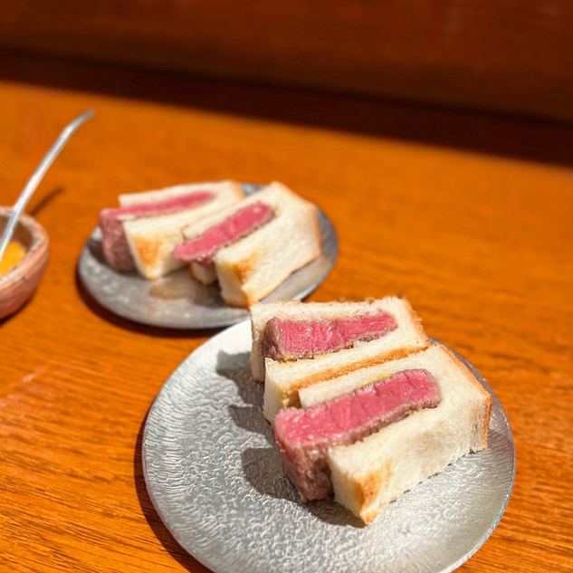 肉料理かなえ的实拍图