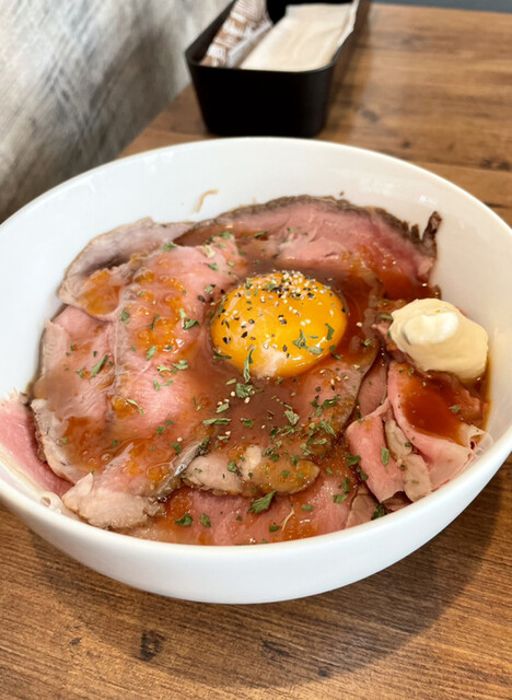 Kalm Cafe&Bar的实拍高清图