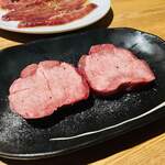 焼肉すず屋的实拍图