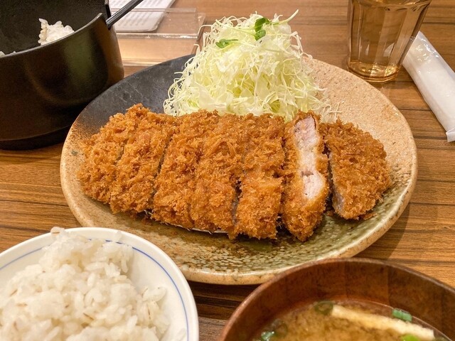 かつかつとんとん的实拍高清图
