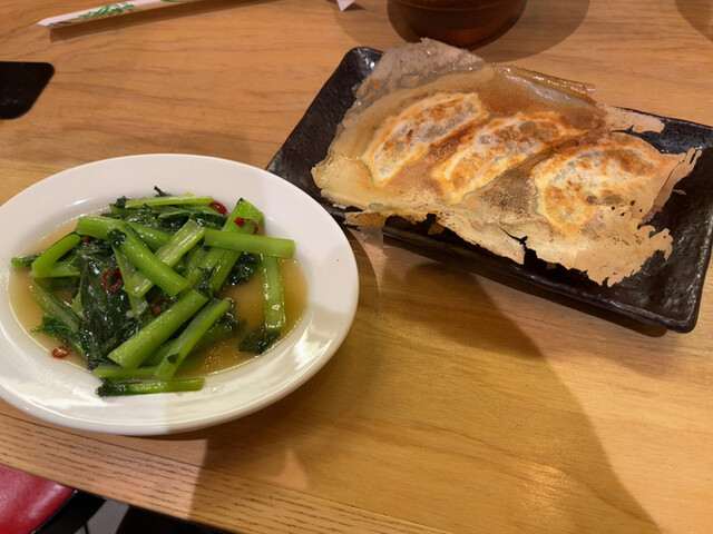 餃子酒場 ぴたり なんば店的实拍高清图