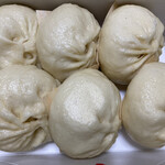 551蓬莱 JR大阪駅御堂筋口店的實拍圖