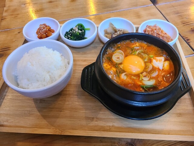 けいけい 飯田橋的實拍高清圖