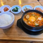 けいけい 飯田橋的實拍圖