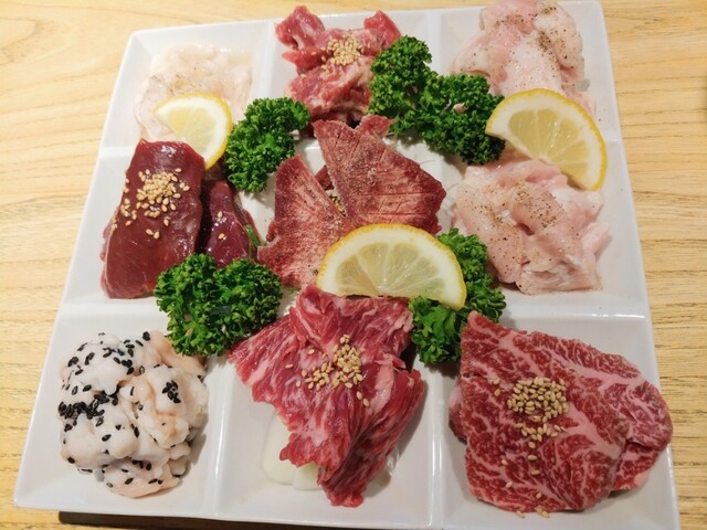 七輪焼肉 西萬的实拍高清图