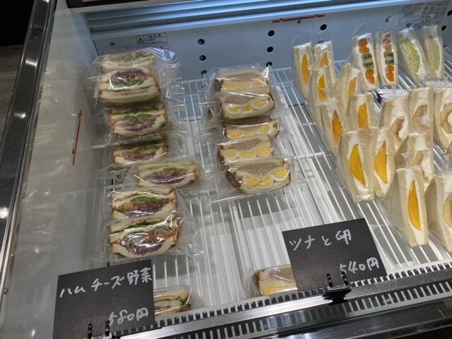 AKASAKA BAKERY SOYBA 新富町メトロピア店的實拍高清圖