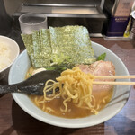 横浜家系らーめん侍 渋谷本店的實拍圖