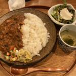 八百屋とごはん うらや 本店的實拍圖