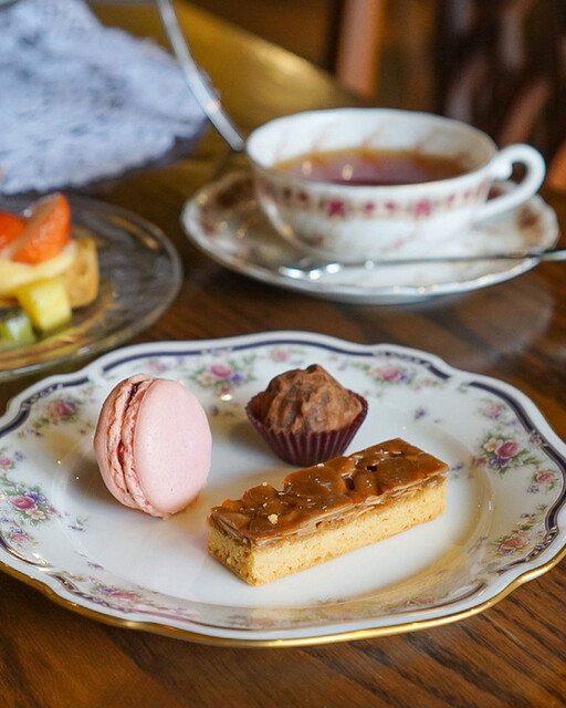recommendations image for salon de the Tea shot