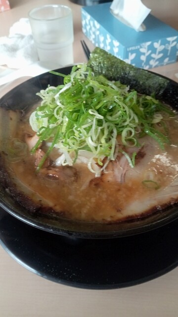 ラーメン食堂 神豚 大東店的實拍高清圖