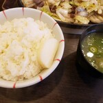 スタミナ鉄板 博多アイアンマン 平尾店的实拍图