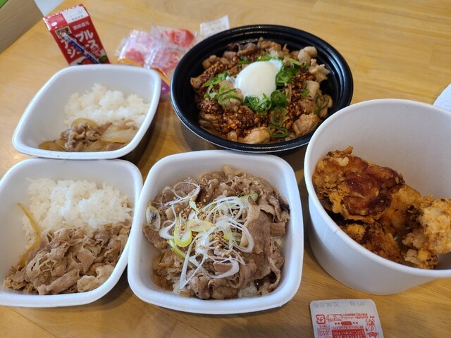 吉野家 環状７号線豊玉南店的实拍高清图