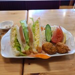 コメダ珈琲店 新大阪店的实拍图