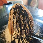 CAFE RESTAURANT GARAGE的实拍图