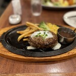 recommendations for ロイヤルホスト 新宿店