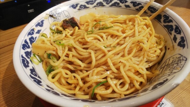 らーめん 亀王 阪急東通り店的實拍高清圖