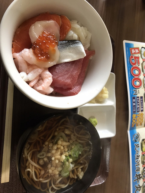 北の魚河岸 丼丸 本町店的实拍高清图