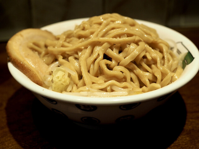 ラーメン 雷 東京本丸店的實拍高清圖