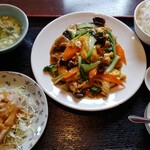 台湾料理 味源 忠和店的实拍图