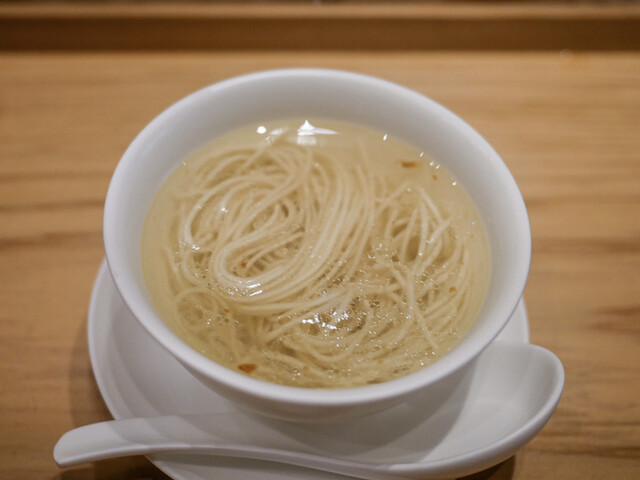 齋華的實拍高清圖