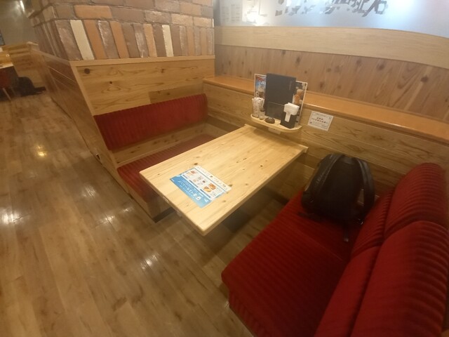 コメダ珈琲店 有楽町ビックカメラ店的实拍高清图