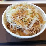 すき家 新宿南店的實拍圖