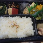 食堂・弁当・酒 エソラ的实拍图