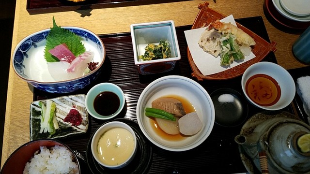 京料理 本家たん熊 京都高島屋店的实拍高清图