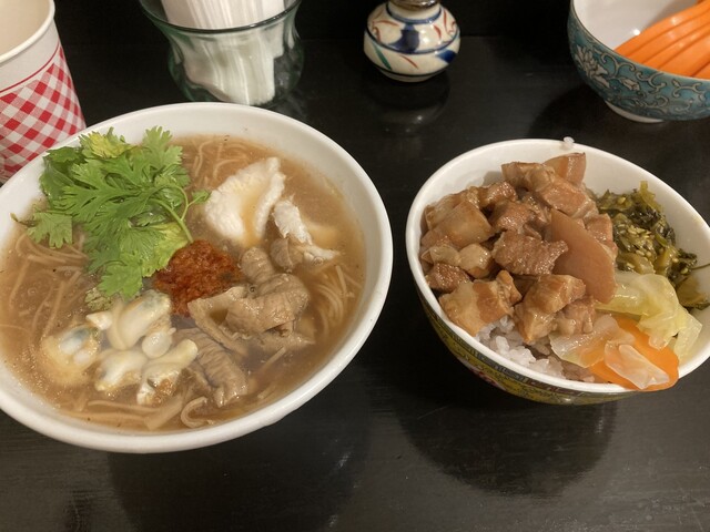 台湾佐記麺線&台湾食堂888的實拍高清圖