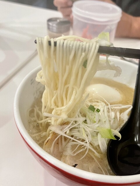 ラーメン海鳴 福岡空港店的實拍高清圖