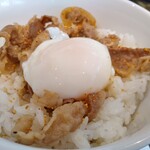 松屋 多摩愛宕店的实拍图