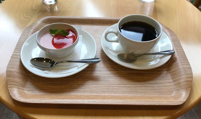 絵本カフェ ちひろ美術館・東京的实拍高清图