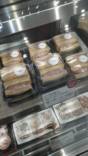 ディッシュ・アップ 銀座松屋店的实拍高清图