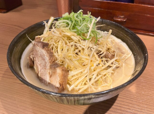 いと井 東京ラーメン横丁店的實拍高清圖