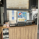 カラオケの鉄人 神田西口駅前店的实拍图