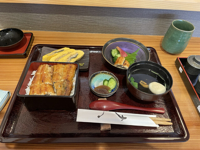 うなぎ処 うな富 池田川西店的實拍高清圖
