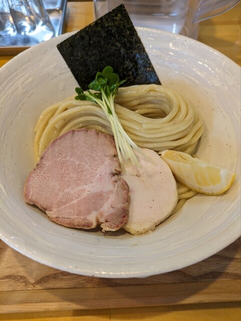 MENYA NAKAGAWA的實拍高清圖