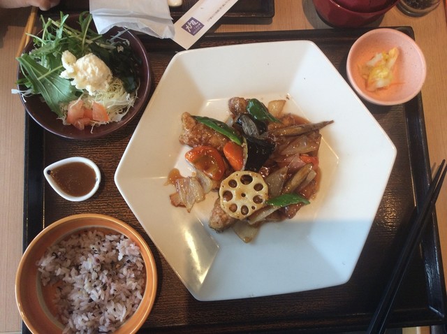 大戸屋 マリノアシティ福岡店的實拍高清圖