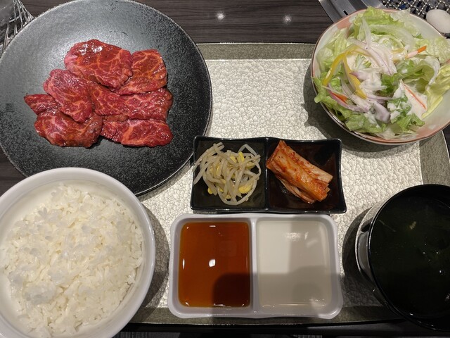 東京焼肉 平城苑 羽田エアポートガーデン店的实拍高清图